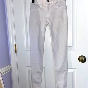2 regular american eagle white jeans